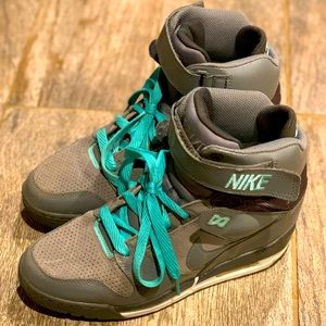 Nike Women's Air Revolution Sky Hi Sneakers